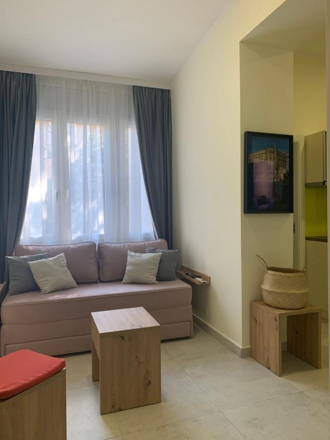 Sunlit Artist Studio Apartment Belgrade Exterior photo